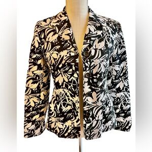 Laura Scott white and black blazer/jacket, Size 6, pre owned